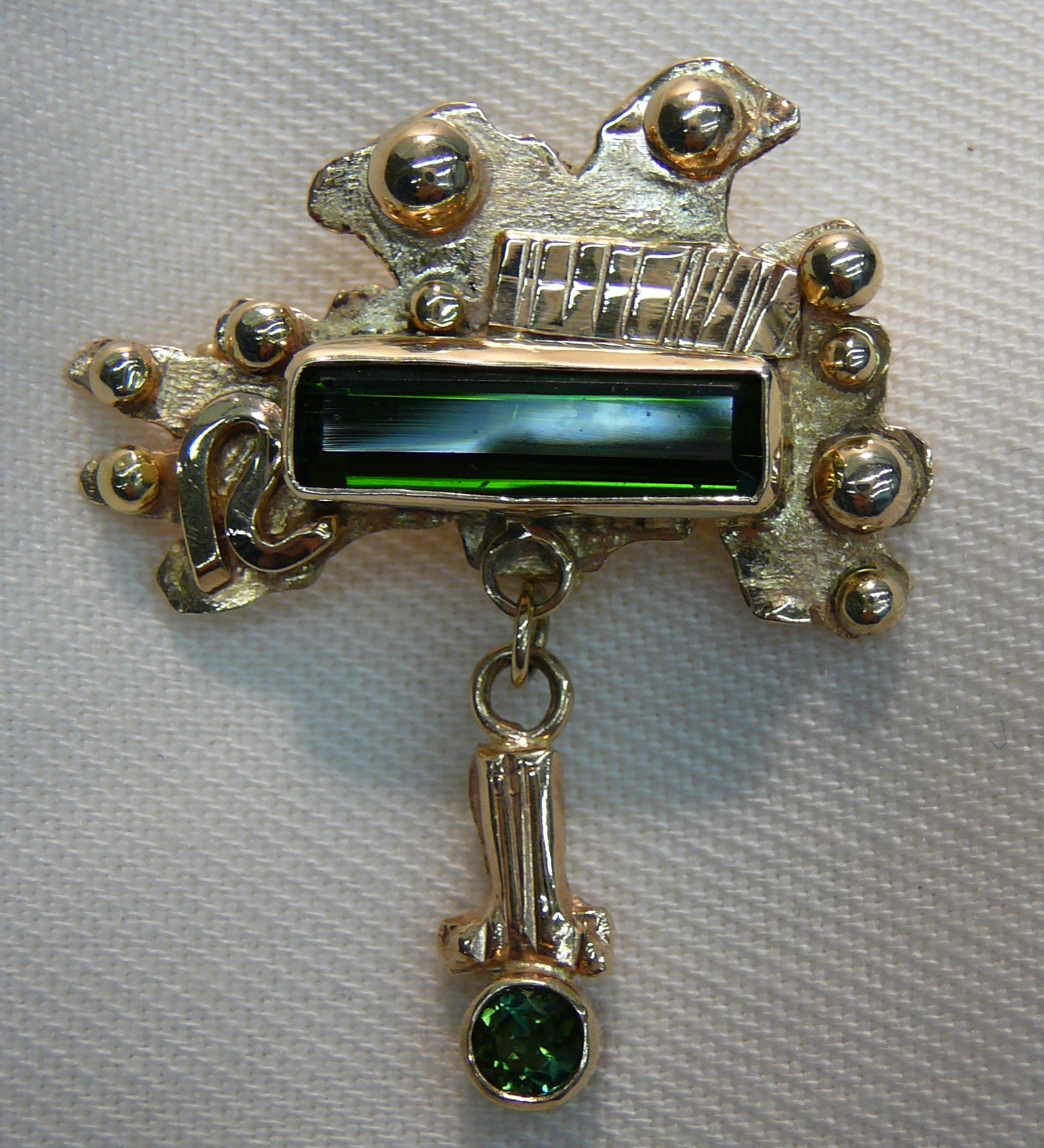 14kg Tourmeline pendant-brooch