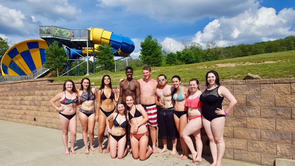 Orientation Leaders in front of the water park at Montage Mountain