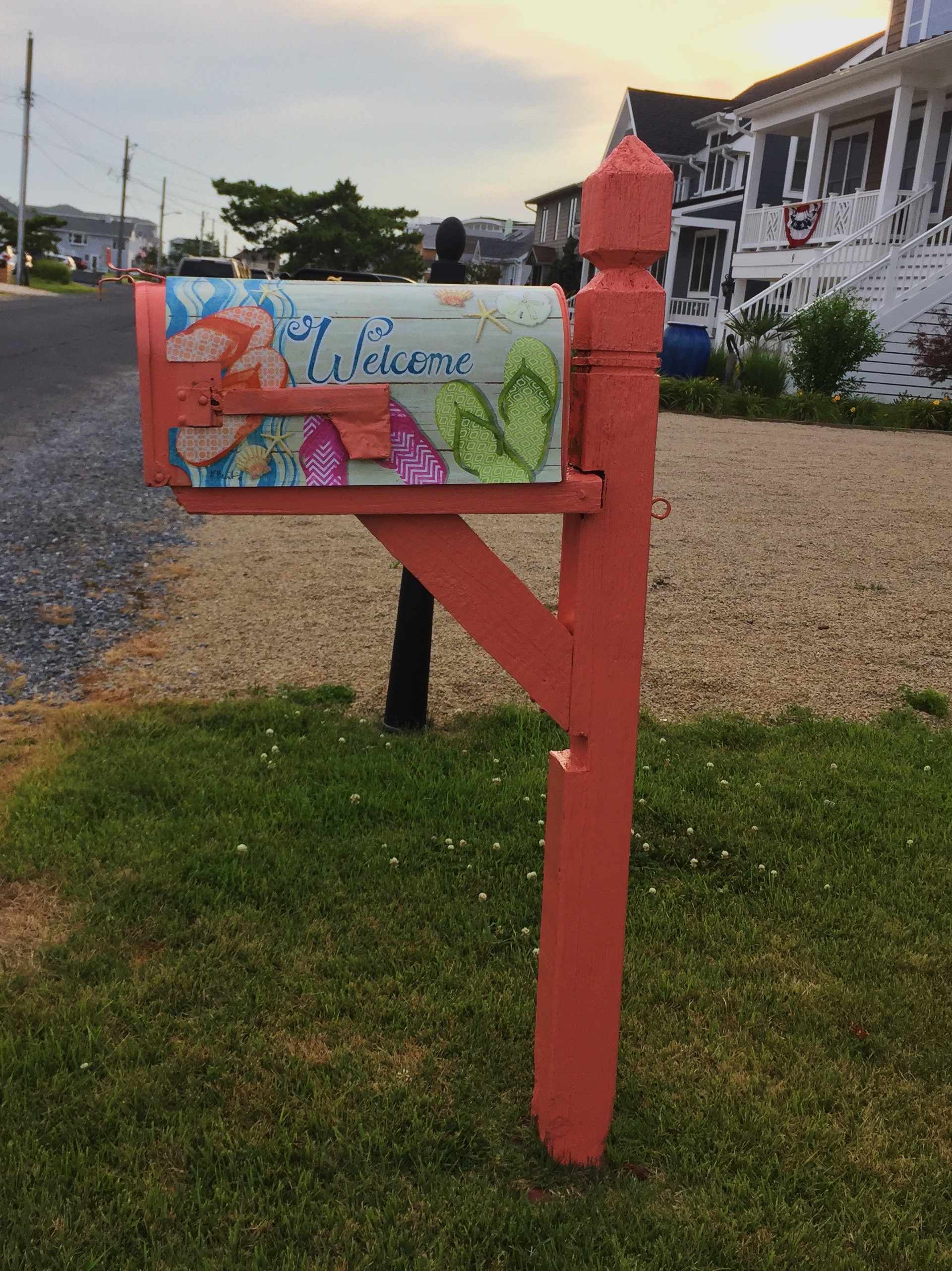 Flipflop Mailbox