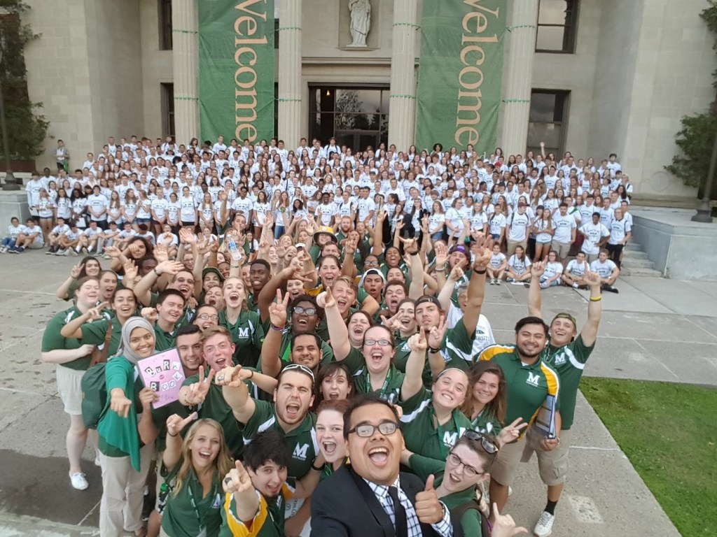 Orientation Leaders and incoming students in front of the Liberal Arts Center