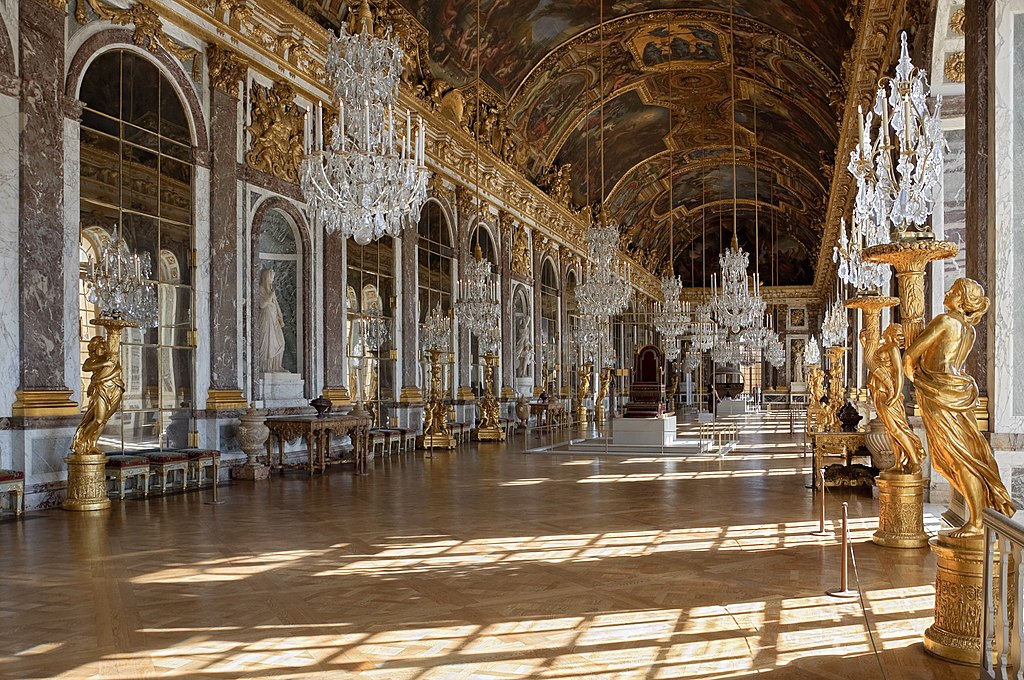 1024px-Chateau_Versailles_Galerie_des_Glaces