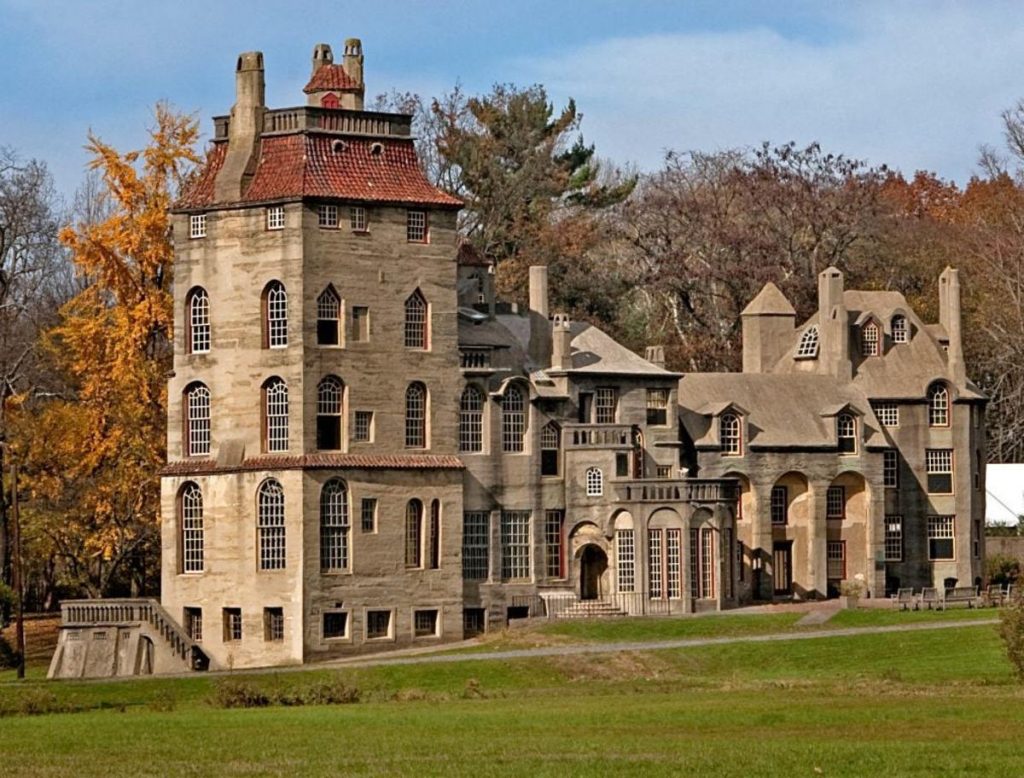 Fonthill Castle
