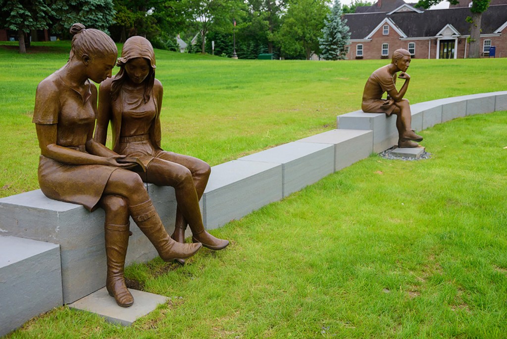 Amphitheatre Statues