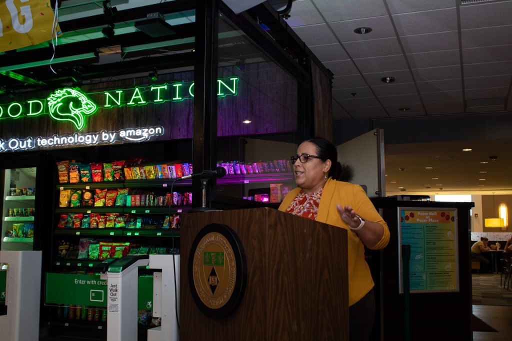 Woman talking expressively with his hands