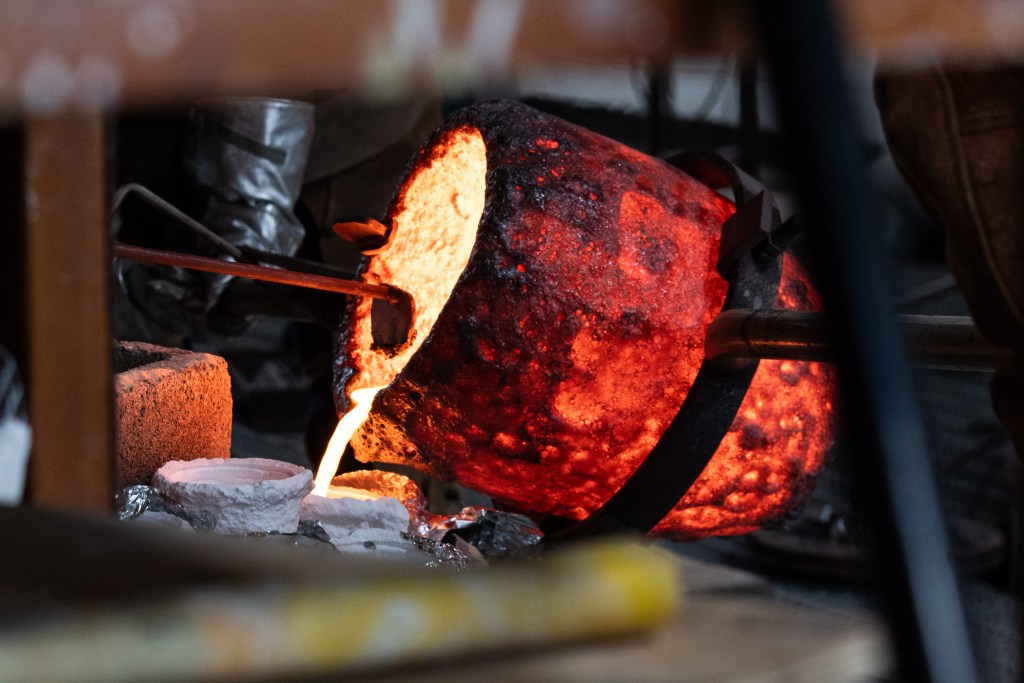 Bronze Pour-Photo by Julie Porter