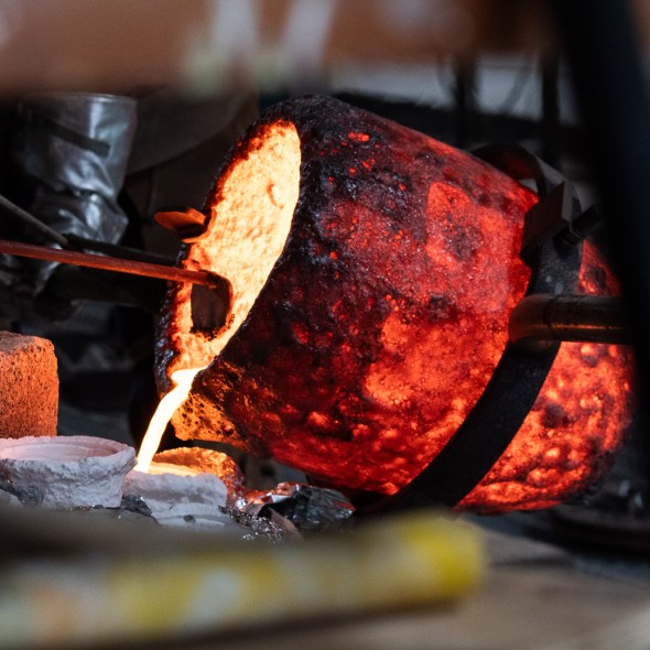 Bronze Pour-Photo by Julie Porter