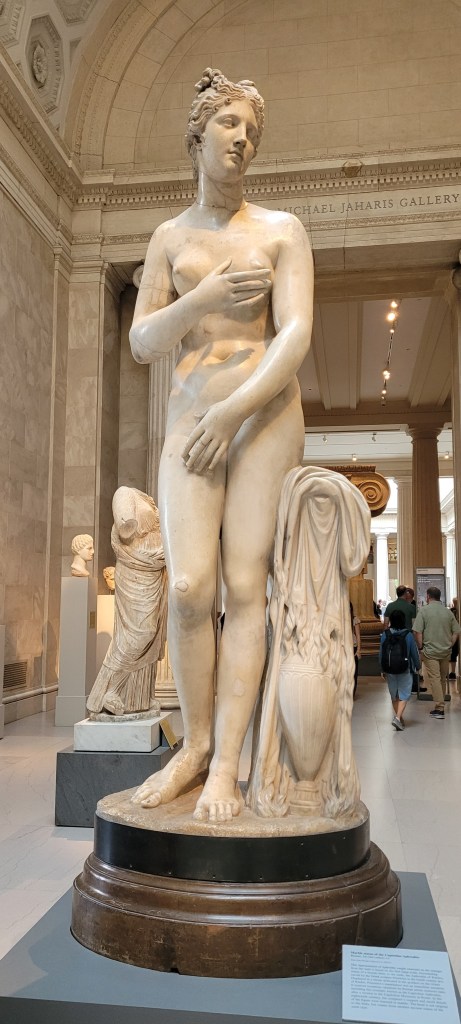 Roman/Greek Statue of Woman