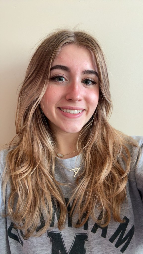 Headshot of Anna Napoli