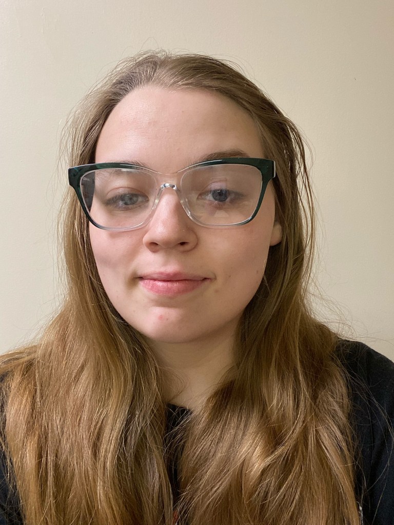 Stephanie Fenescey - Headshot